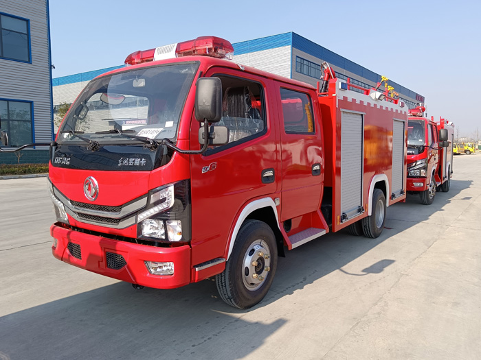 5噸消防灑水車多少錢_糧庫重點(diǎn)防火單位消防車_2.5-5噸泡沫消防車現(xiàn)車報(bào)價