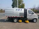 公園掃路車-環衛小型清掃車-地下車庫掃地車-公園掃地車-地下停車場清掃車-小型垃圾清掃車多少錢一輛